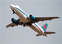 Rubn Gil - Noisy Spotters. Click to see full size photo