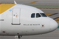 Jorge Medina - Spotters Barcelona - El Prat. Click to see full size photo