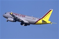 Adolfmalet-Spotters Barcelona-El Prat. Click to see full size photo