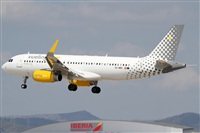 Rubn Gil - Noisy Spotters. Click to see full size photo
