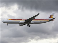 Naoto Goto - South American Spotters Asu-Py. Click to see full size photo