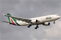 Gabriele Fontana - Tuscan Aviation. Click to see full size photo