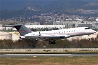 �Manuel Fernandez. Click to see full size photo